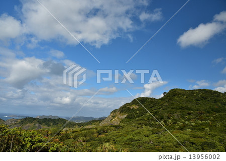 ハートロック登山道からみる景色の写真素材