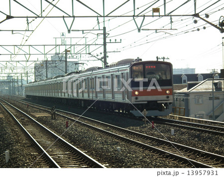 武蔵野線 205系 南流山駅 武蔵野線 205系 南流山駅 13957931