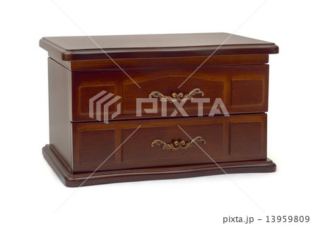 Retro wooden casket 13959809