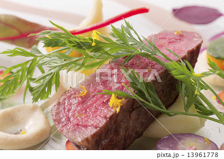 肉料理 13961778
