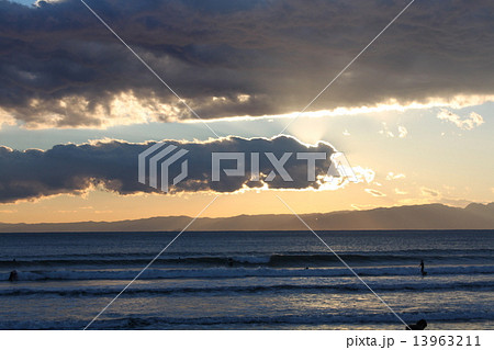 海辺の夕陽 13963211