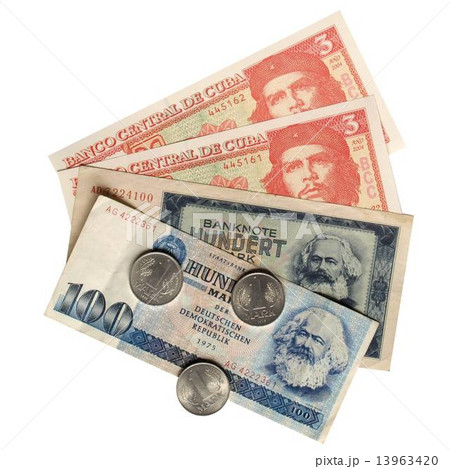 Banknotes Banknotes 13963420