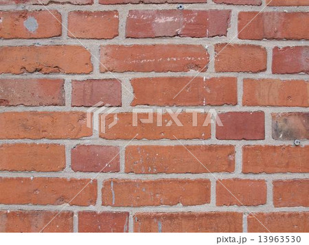 Red bricks 13963530