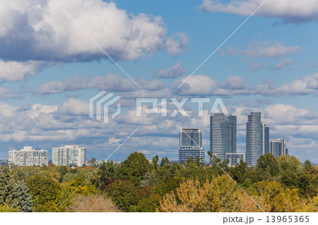 Old and new buildings Toronto view Old and new buildings Toronto view 13965365