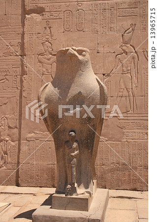 出入口のホルス像 13965715