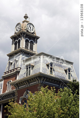 Courthouse in Medina Courthouse in Medina 13968108