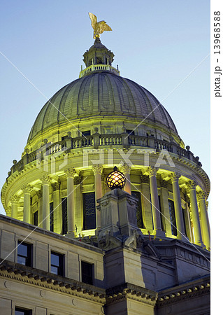 Jackson, Mississippi - State Capitol Building 13968588