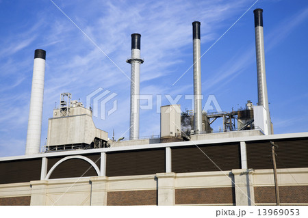 Four Chimneys 13969053