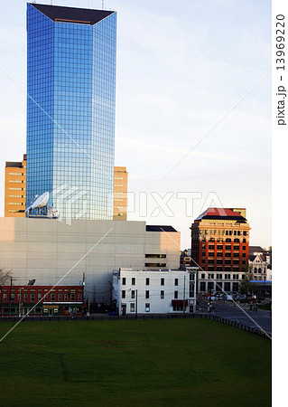 Morning in Lexington 13969220