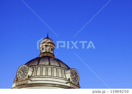 Old courthouse in Lincoln, Logan County 13969250