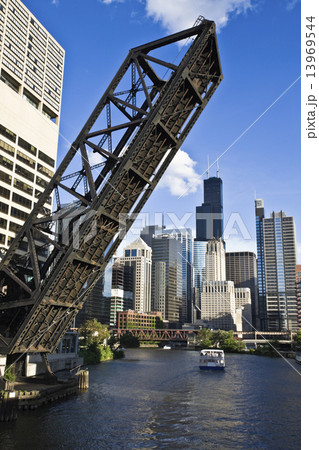 Bridge to Downtown Bridge to Downtown 13969544