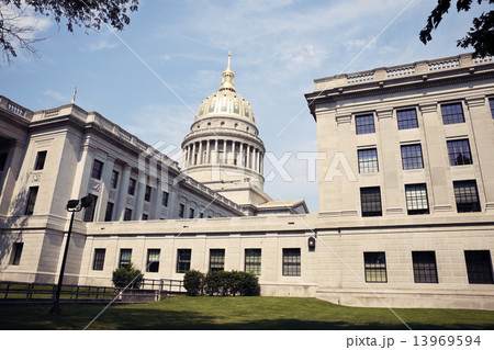 State Capitol Building in Charleston 13969594