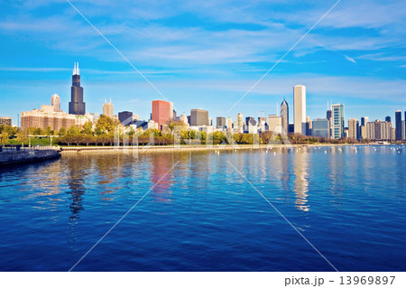 Downtown Chicago panorama 13969897