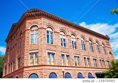 Historic building in Aspen 13970083