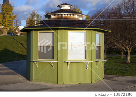 Hot dog place in Chicago 13972190