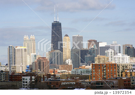 Chicago downtown seen from west side 13972354