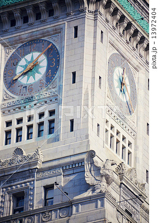 Custom House Tower 13972404