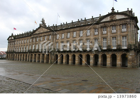 聖地・サンティアゴ・デ・コンポステーラの市役所 スペイン 聖地・サンティアゴ・デ・コンポステーラの市役所 スペイン 13973860