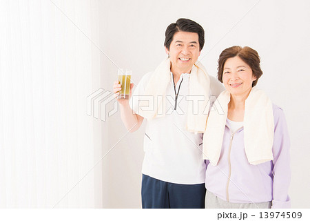 シニアカップル イメージ シニアカップル イメージ 13974509