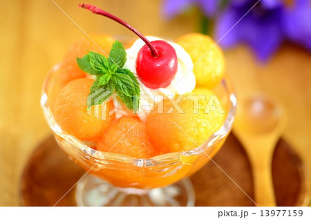 フルーツパフェ 13977159