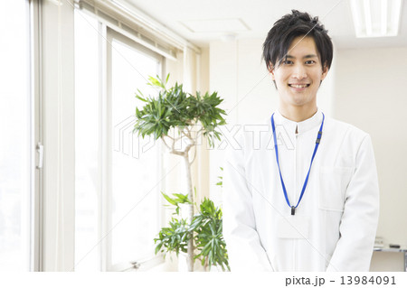 メディカルイメージ　若い男性 13984091