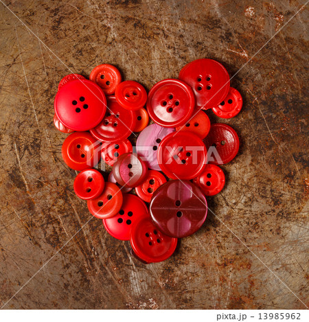Sewing buttons heart 13985962