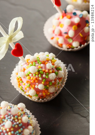 cake pops 13986214