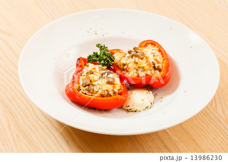 stuffed pepper 13986230