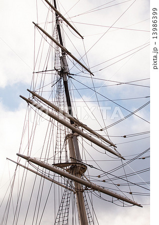 ship mast ship mast 13986399