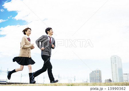 走る学生 走る学生 13990362