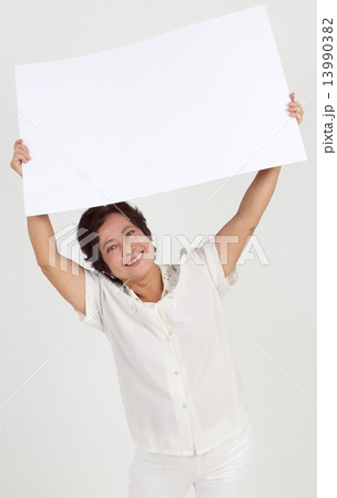 Senior Citizen Senior Citizen 13990382