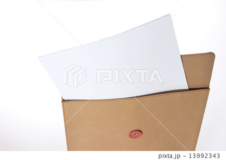 書類 13992343