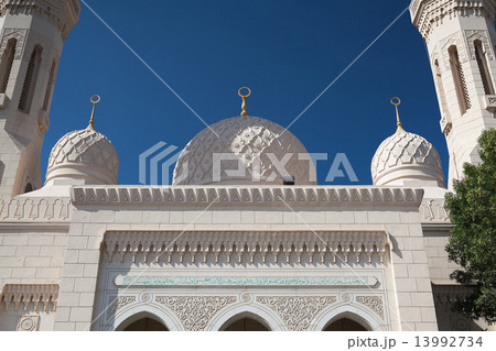 Detail of White Mosque at sunset in Dubai Detail of White Mosque at sunset in Dubai 13992734