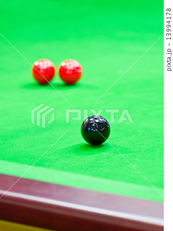 Snooker Balls on Table. 13994178