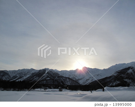 夕暮れの雪山_2 夕暮れの雪山_2 13995000
