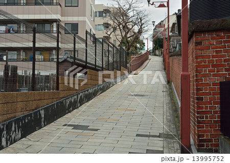 谷根千散歩・富士見坂 13995752