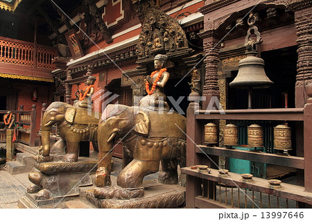 ダルバール広場　ゴールデン・テンプル 13997646