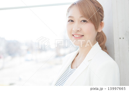 strong woman strong woman 13997665