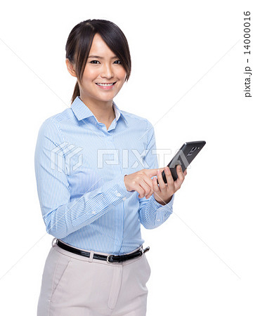 Businesswoman use mobile phone 14000016
