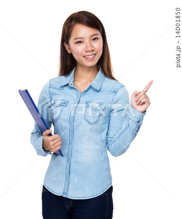 Woman with clipboard and finger up 14001850