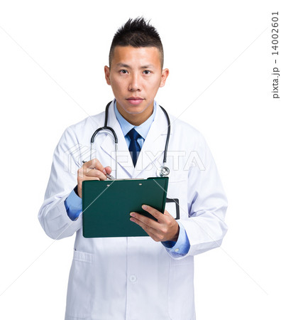 Doctor write on clipboard Doctor write on clipboard 14002601