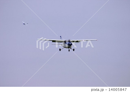 セスナの着陸 14005847