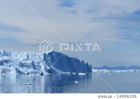 グリーンランド氷河昼間クルーズ(Glaciers in Greenland - day time boat tour) グリーンランド氷河昼間クルーズ(Glaciers in Greenland - day time boat tour) 14006209