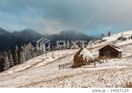 Hut in the snow Hut in the snow 14007120