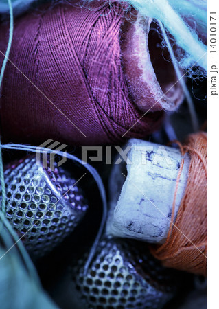 Sewing items all in a heap 14010171
