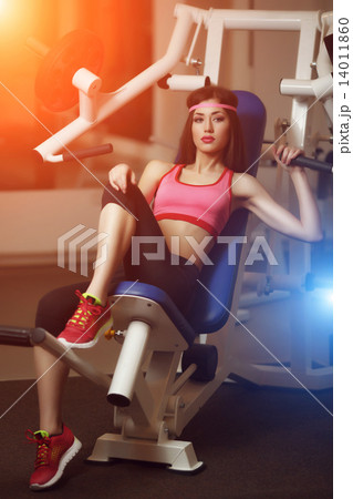 Athletic woman 14011860