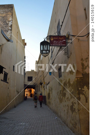 古都メクネスのメディナ、路地側には窓がない 古都メクネスのメディナ、路地側には窓がない 14015619