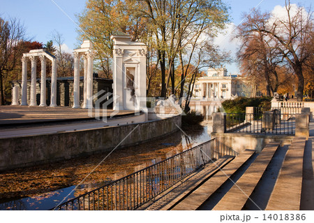 Lazienki Park in Warsaw 14018386
