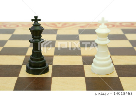 Two kings on chessboard (tie) 14018463