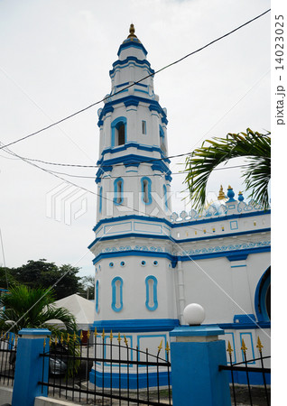 Minaret of Panglima Kinta Mosque in Ipoh Perak, Malaysia 14023025